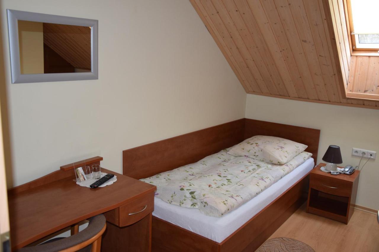 Inter-Bar-Motel Nowe Marzy Exterior photo