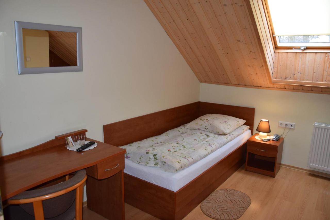 Inter-Bar-Motel Nowe Marzy Exterior photo